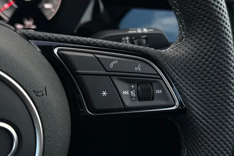  Audi A3 1.5 TFSI 35 S line Sportback Euro 6 (s/s) 5dr Thumbnail #37