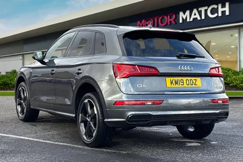 2 of 55 for AUDI Q5 40 TDI Quattro Black Edition 5dr S Tronic