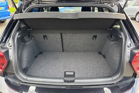 LY69UBA Volkswagen Polo 1.0 TSI 115 R-Line 5dr Thumbnail #7