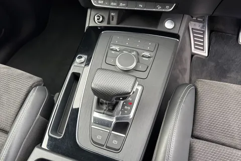 23 of 55 for AUDI Q5 40 TDI Quattro Black Edition 5dr S Tronic