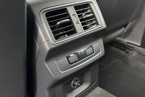 37 of 55 for AUDI Q5 40 TDI Quattro Black Edition 5dr S Tronic