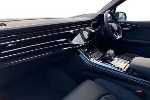  Audi Q7 3.0 TDI V6 50 Black Edition Tiptronic quattro Euro 6 (s/s) 5dr Thumbnail #15