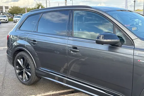  Audi Q7 3.0 TDI V6 50 Black Edition Tiptronic quattro Euro 6 (s/s) 5dr Thumbnail #27