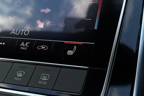  Audi Q7 3.0 TDI V6 50 Black Edition Tiptronic quattro Euro 6 (s/s) 5dr Thumbnail #44