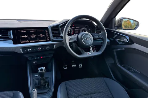  Audi A1 1.0 TFSI 25 Black Edition Sportback Euro 6 (s/s) 5dr Thumbnail #13