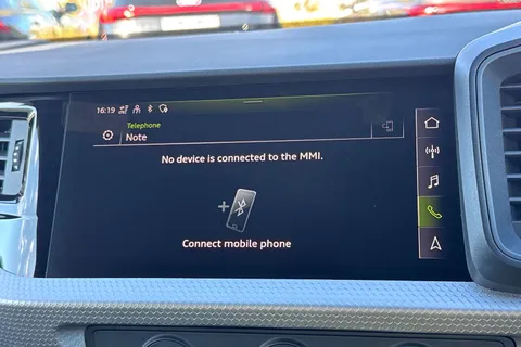  Audi A1 1.0 TFSI 25 Black Edition Sportback Euro 6 (s/s) 5dr Thumbnail #36