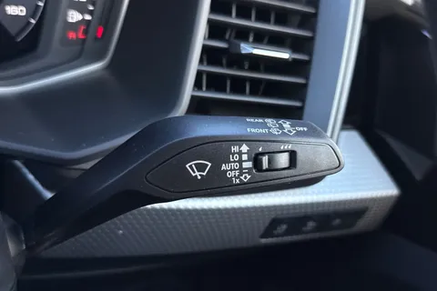  Audi A1 1.0 TFSI 25 Black Edition Sportback Euro 6 (s/s) 5dr Thumbnail #53