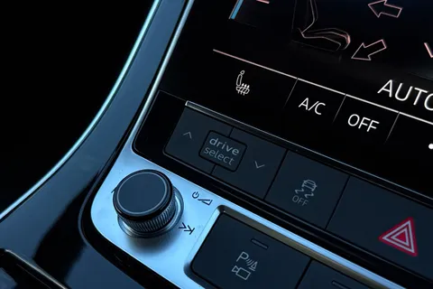  Audi SQ7 4.0 TFSI V8 Black Edition Tiptronic quattro Euro 6 (s/s) 5dr Thumbnail #44