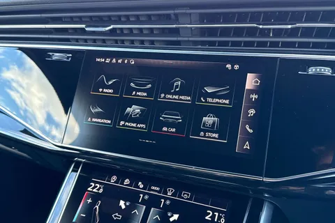  Audi SQ7 4.0 TFSI V8 Black Edition Tiptronic quattro Euro 6 (s/s) 5dr Thumbnail #49