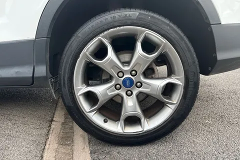 AK16EUH Ford Kuga 2.0 TDCi Titanium X 2WD Euro 6 (s/s) 5dr Thumbnail #7