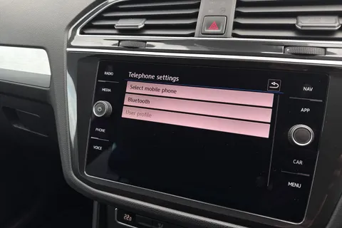 DY69WRU Volkswagen Tiguan 1.5 TSI EVO Match DSG Euro 6 (s/s) 5dr Thumbnail #31