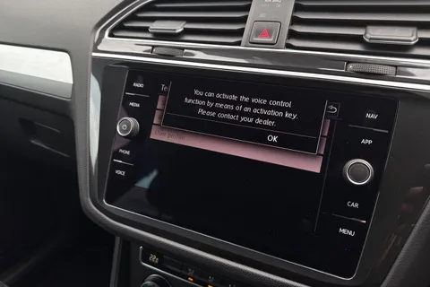 DY69WRU Volkswagen Tiguan 1.5 TSI EVO Match DSG Euro 6 (s/s) 5dr Thumbnail #32