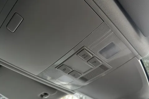 DY69WRU Volkswagen Tiguan 1.5 TSI EVO Match DSG Euro 6 (s/s) 5dr Thumbnail #38