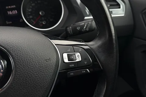 DY69WRU Volkswagen Tiguan 1.5 TSI EVO Match DSG Euro 6 (s/s) 5dr Thumbnail #44