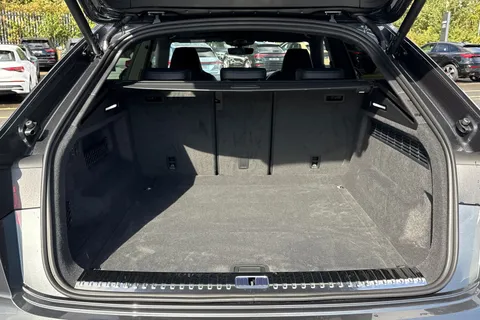  Audi SQ8 4.0 TFSI V8 Black Edition Tiptronic quattro Euro 6 (s/s) 5dr Thumbnail #7