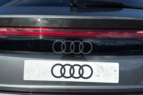  Audi SQ8 4.0 TFSI V8 Black Edition Tiptronic quattro Euro 6 (s/s) 5dr Thumbnail #34