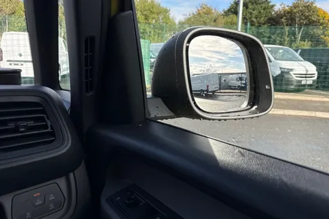 20 of 55 for Volkswagen Cargo Commerce SWB 286 PS 77 kWh - Delivery Mileage