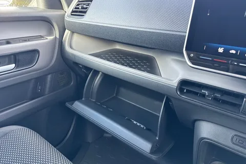 34 of 55 for Volkswagen Cargo Commerce SWB 286 PS 77 kWh - Delivery Mileage