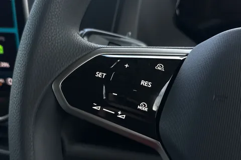 39 of 55 for Volkswagen Cargo Commerce SWB 286 PS 77 kWh - Delivery Mileage