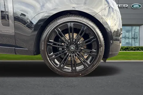 Land Rover Range Rover 3.0 D350 MHEV Autobiography Auto 4WD Euro 6 (s/s) 5dr Thumbnail #9