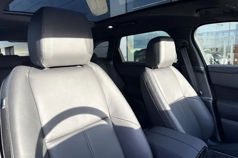  Land Rover Range Rover Velar 2.0 D200 MHEV Dynamic SE Auto 4WD Euro 6 (s/s) 5dr Thumbnail #11