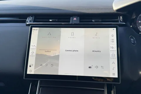  Land Rover Range Rover Velar 2.0 D200 MHEV Dynamic SE Auto 4WD Euro 6 (s/s) 5dr Thumbnail #21