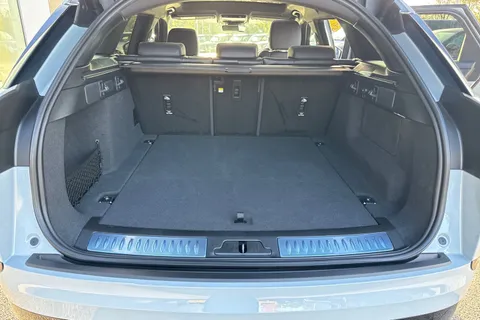  Land Rover Range Rover Velar 2.0 D200 MHEV Dynamic SE Auto 4WD Euro 6 (s/s) 5dr Thumbnail #24