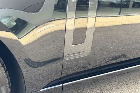 Land Rover Range Rover 3.0 D350 MHEV Autobiography Auto 4WD Euro 6 (s/s) 5dr Thumbnail #30