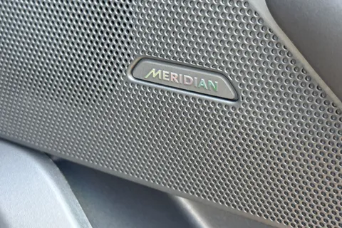  Land Rover Range Rover Velar 2.0 D200 MHEV Dynamic SE Auto 4WD Euro 6 (s/s) 5dr Thumbnail #33