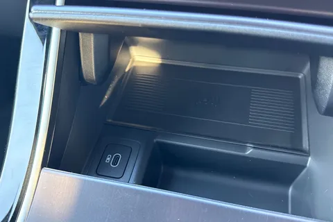  Land Rover Range Rover Velar 2.0 D200 MHEV Dynamic SE Auto 4WD Euro 6 (s/s) 5dr Thumbnail #49