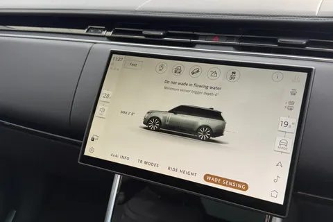 Land Rover Range Rover 3.0 D350 MHEV Autobiography Auto 4WD Euro 6 (s/s) 5dr Thumbnail #47