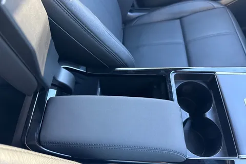  Land Rover Range Rover Velar 2.0 D200 MHEV Dynamic SE Auto 4WD Euro 6 (s/s) 5dr Thumbnail #52