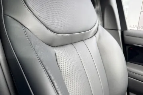 Land Rover Range Rover 3.0 D350 MHEV Autobiography Auto 4WD Euro 6 (s/s) 5dr Thumbnail #56