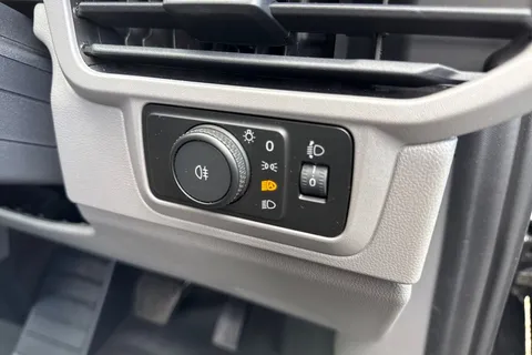 CX25LLP Volkswagen E-Transporter 100kW 65kWh Commerce Pro Van Auto Thumbnail #30