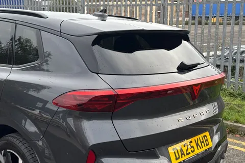 DA25KHB CUPRA Terramar 1.5 eTSI V2 DSG Euro 6 (s/s) 5dr Thumbnail #8