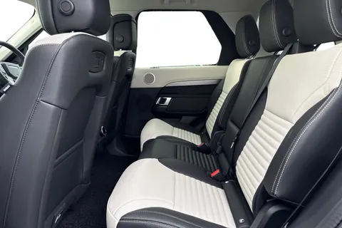 4 of 59 for LAND ROVER DISCOVERY 3.0 D350 Dynamic HSE 5dr Auto