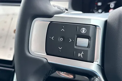 17 of 59 for LAND ROVER DISCOVERY 3.0 D350 Dynamic HSE 5dr Auto