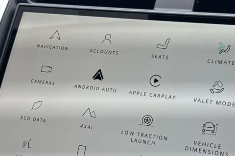 38 of 59 for LAND ROVER DISCOVERY 3.0 D350 Dynamic HSE 5dr Auto