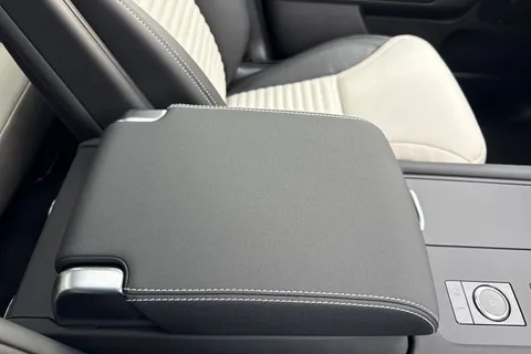 50 of 59 for LAND ROVER DISCOVERY 3.0 D350 Dynamic HSE 5dr Auto