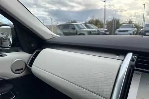 54 of 59 for LAND ROVER DISCOVERY 3.0 D350 Dynamic HSE 5dr Auto