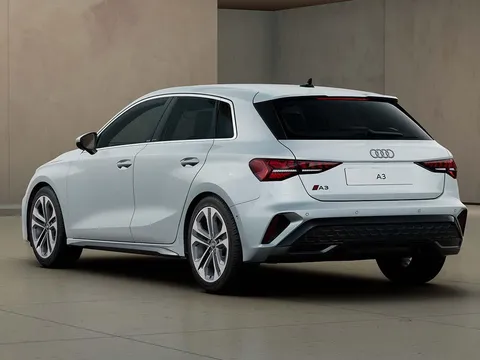  Audi A3 1.5 TFSI 30 S line Sportback S Tronic Euro 6 (s/s) 5dr Thumbnail #3