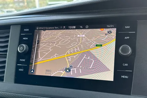 CX74LWU Volkswagen Transporter 2.0 TDI 150 Highline Kombi Van Thumbnail #18