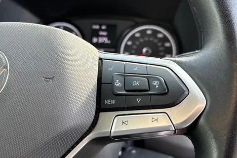 CX74LWU Volkswagen Transporter 2.0 TDI 150 Highline Kombi Van Thumbnail #38