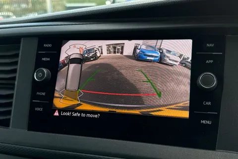 CX74LWU Volkswagen Transporter 2.0 TDI 150 Highline Kombi Van Thumbnail #49