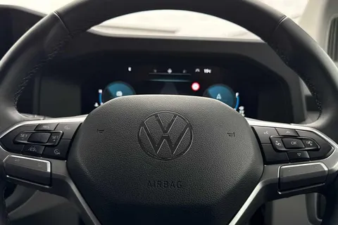 BV25SFF Volkswagen Transporter Commerce Plus 2.0 TDI 110 PS 6sp Manual Thumbnail #57