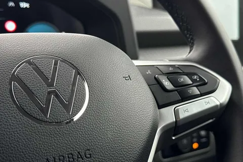 BV25SFF Volkswagen Transporter Commerce Plus 2.0 TDI 110 PS 6sp Manual Thumbnail #58