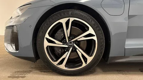 SR71EWS Audi e-tron GT GT Vorsprung quattro 350,00 kW Thumbnail #4