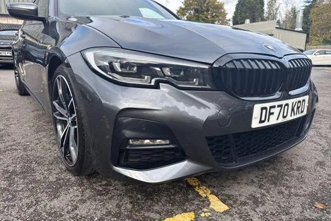 DF70KRD BMW 3 Series 2.0 320d MHT M Sport Auto Euro 6 (s/s) 4dr Thumbnail #18