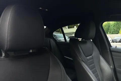 DF70KRD BMW 3 Series 2.0 320d MHT M Sport Auto Euro 6 (s/s) 4dr Thumbnail #22