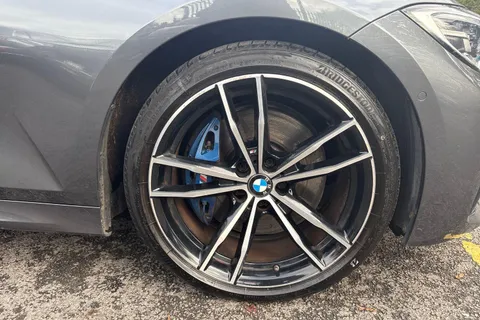 DF70KRD BMW 3 Series 2.0 320d MHT M Sport Auto Euro 6 (s/s) 4dr Thumbnail #24